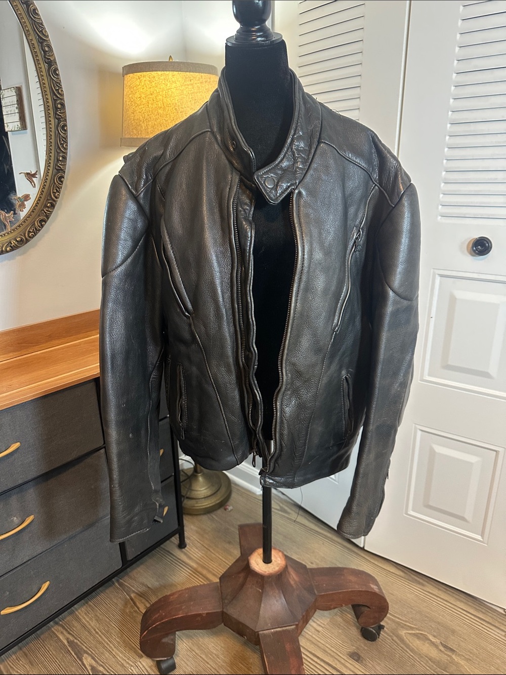 Source Unknown Black Leather Bomber Jacket
